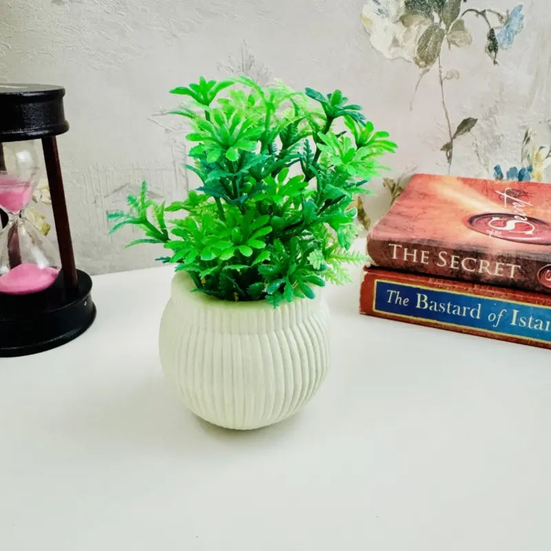 Set of 4 Mini Planters